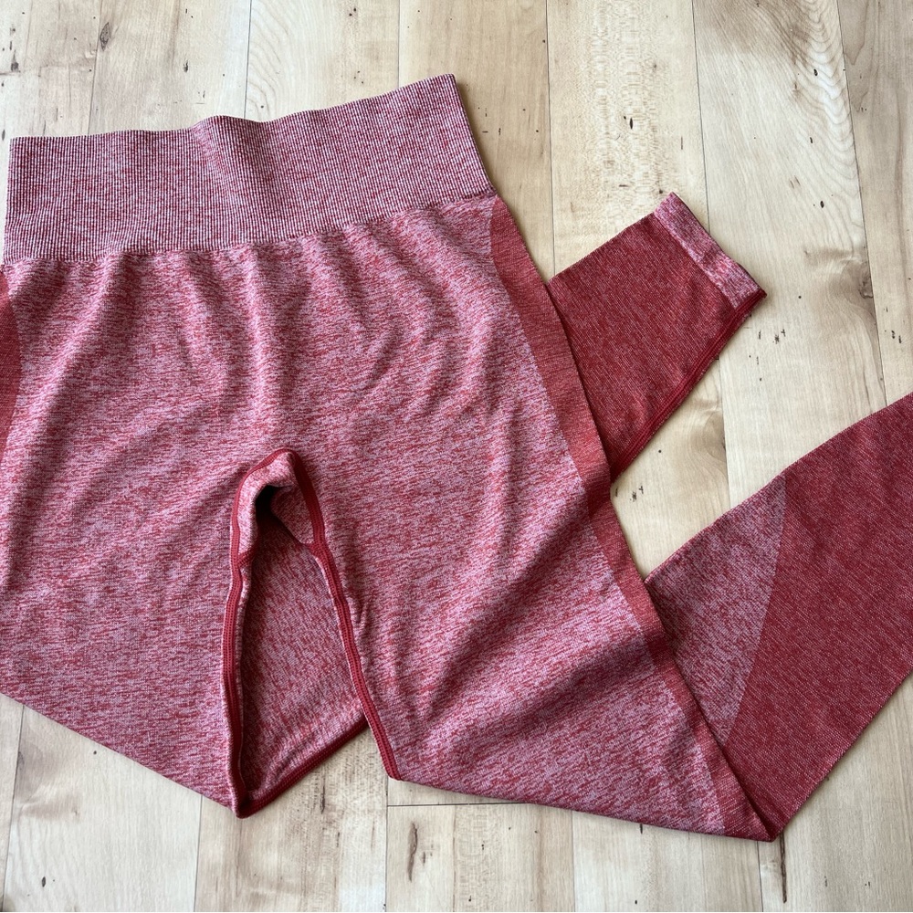 Victorias Secret, PINK leggings. Rust color